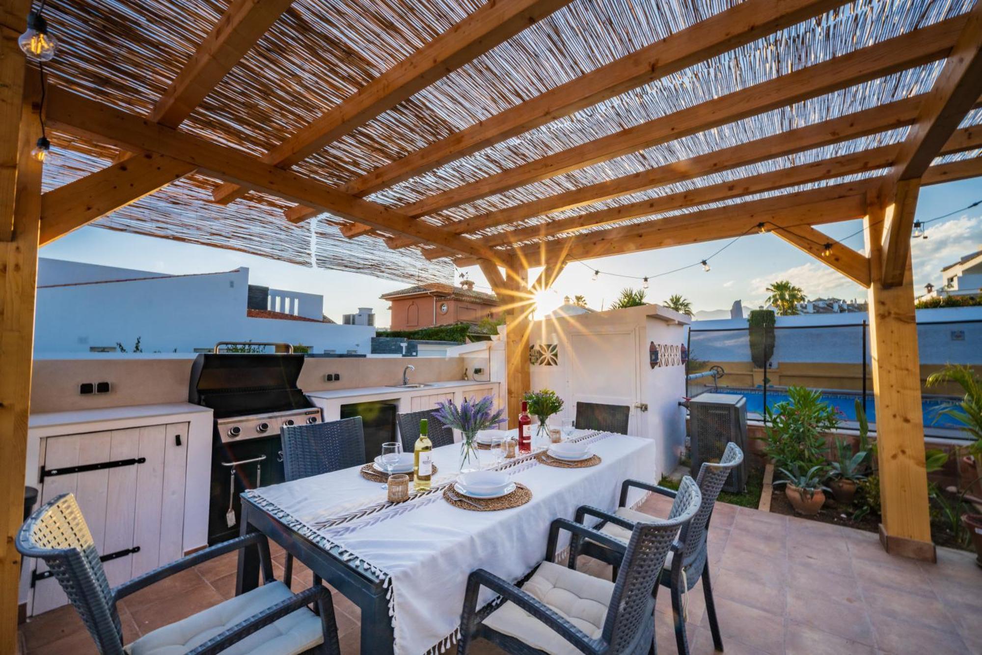 Typical Beach House Las Chapas Playa With Heated Pool Μαρμπέλλα Εξωτερικό φωτογραφία